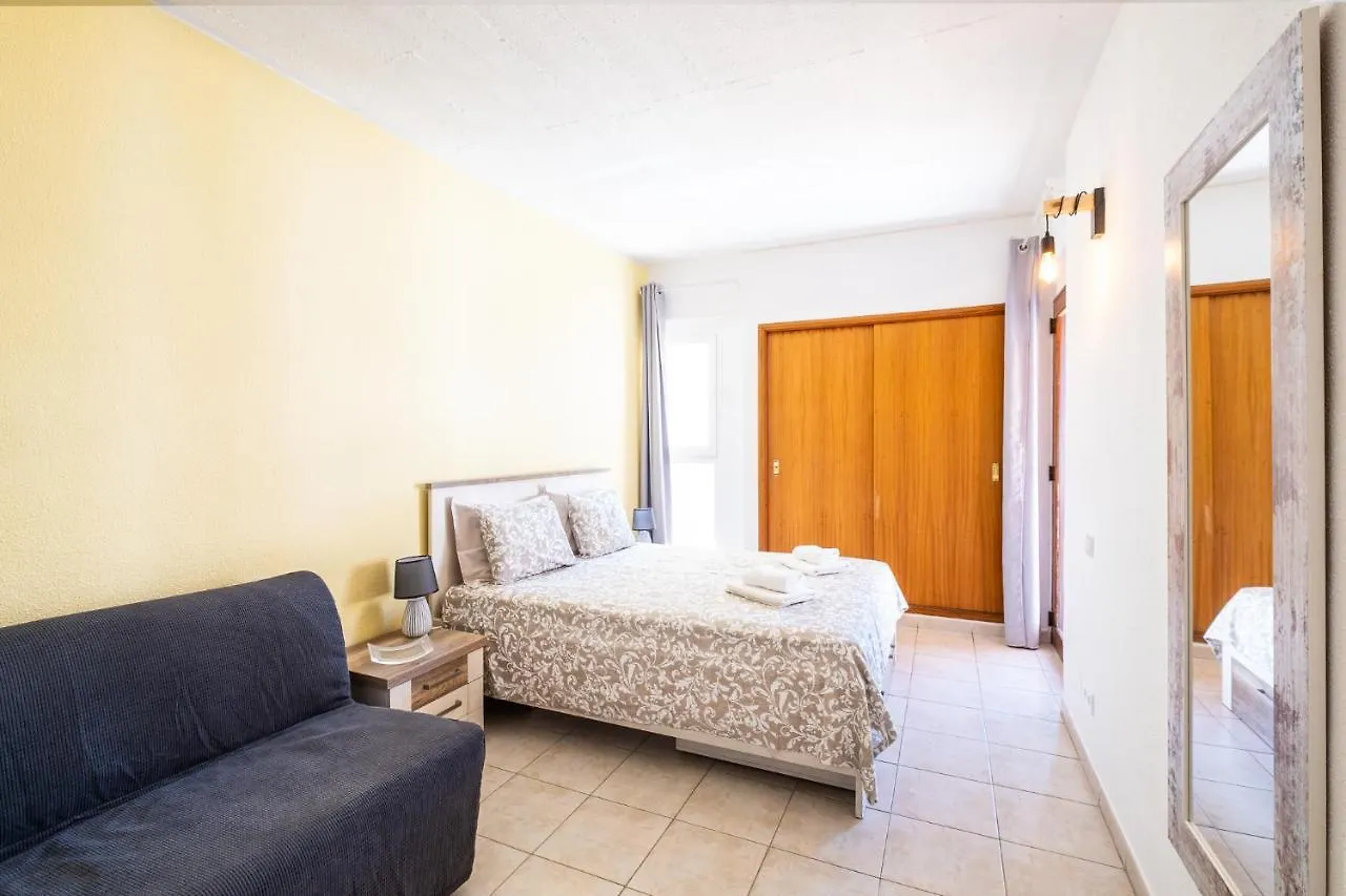 Entire Apartment 5Min From Oura Beach Albufeira